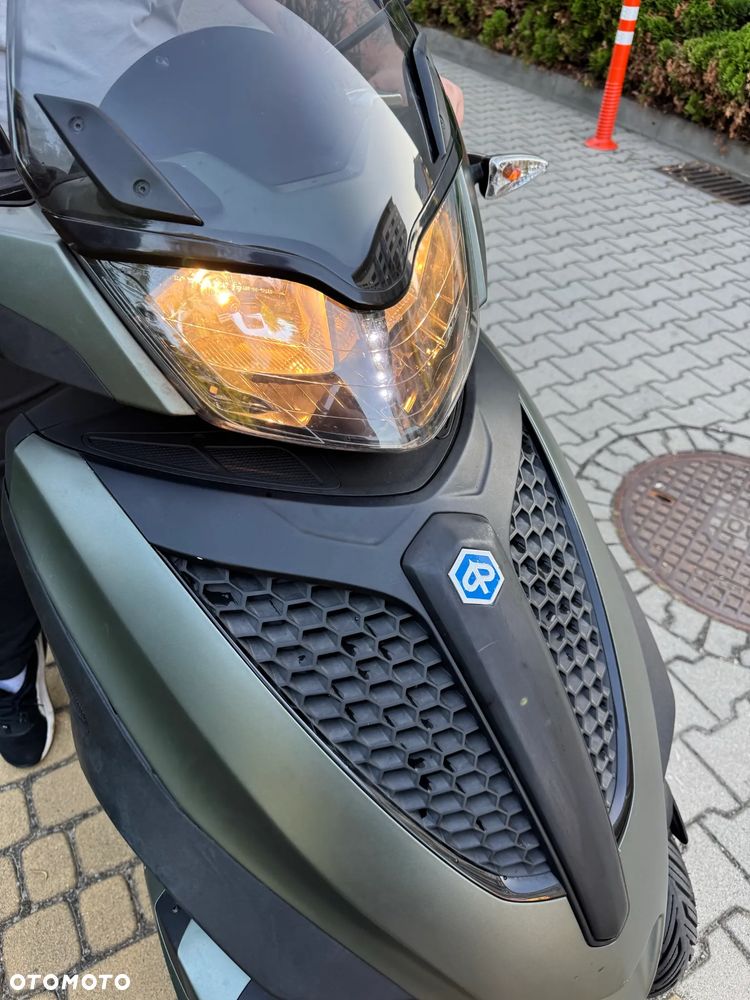 Piaggio MP-3 - 8