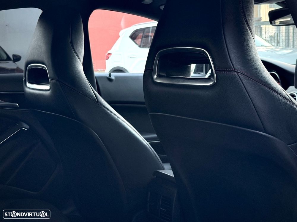 Mercedes-Benz CLA 200 - 9