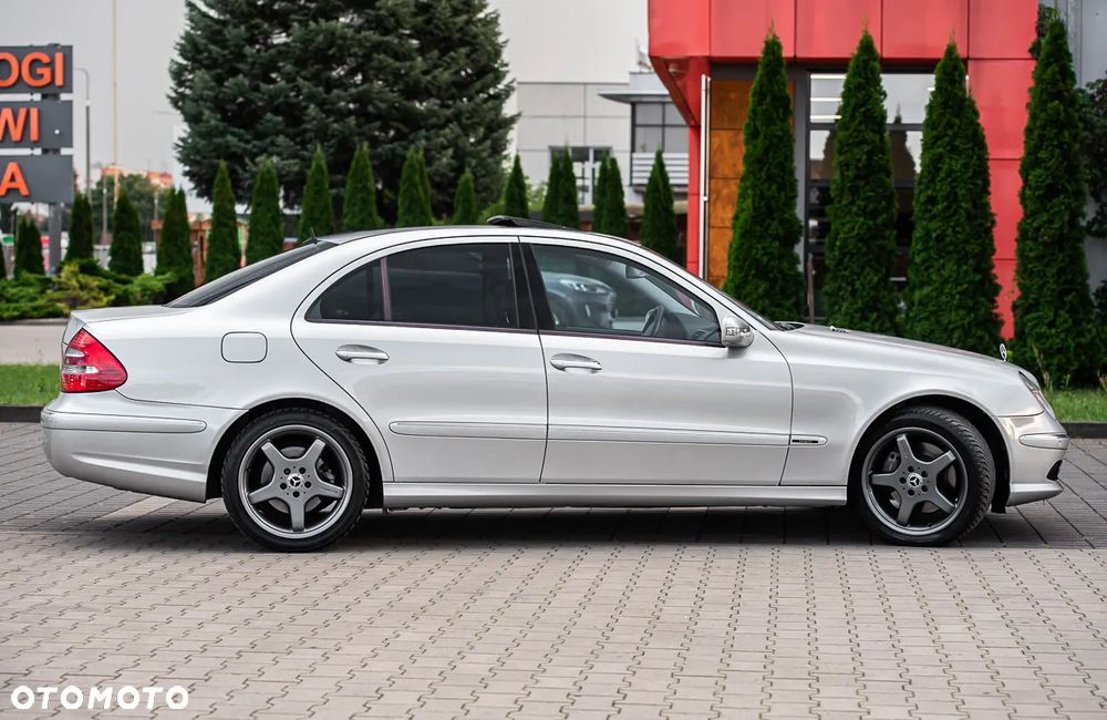 Mercedes-Benz Klasa E 500 T Avantgarde Sport Edition AMG - 10