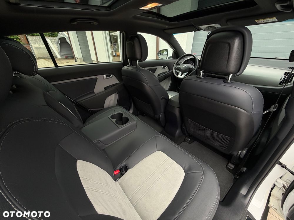 Kia Sportage 2.0 CRDI XL AWD - 13