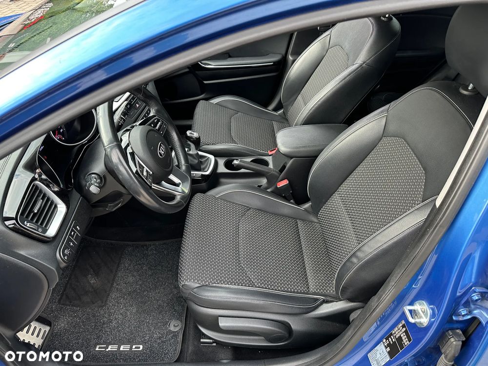 Kia Ceed - 20