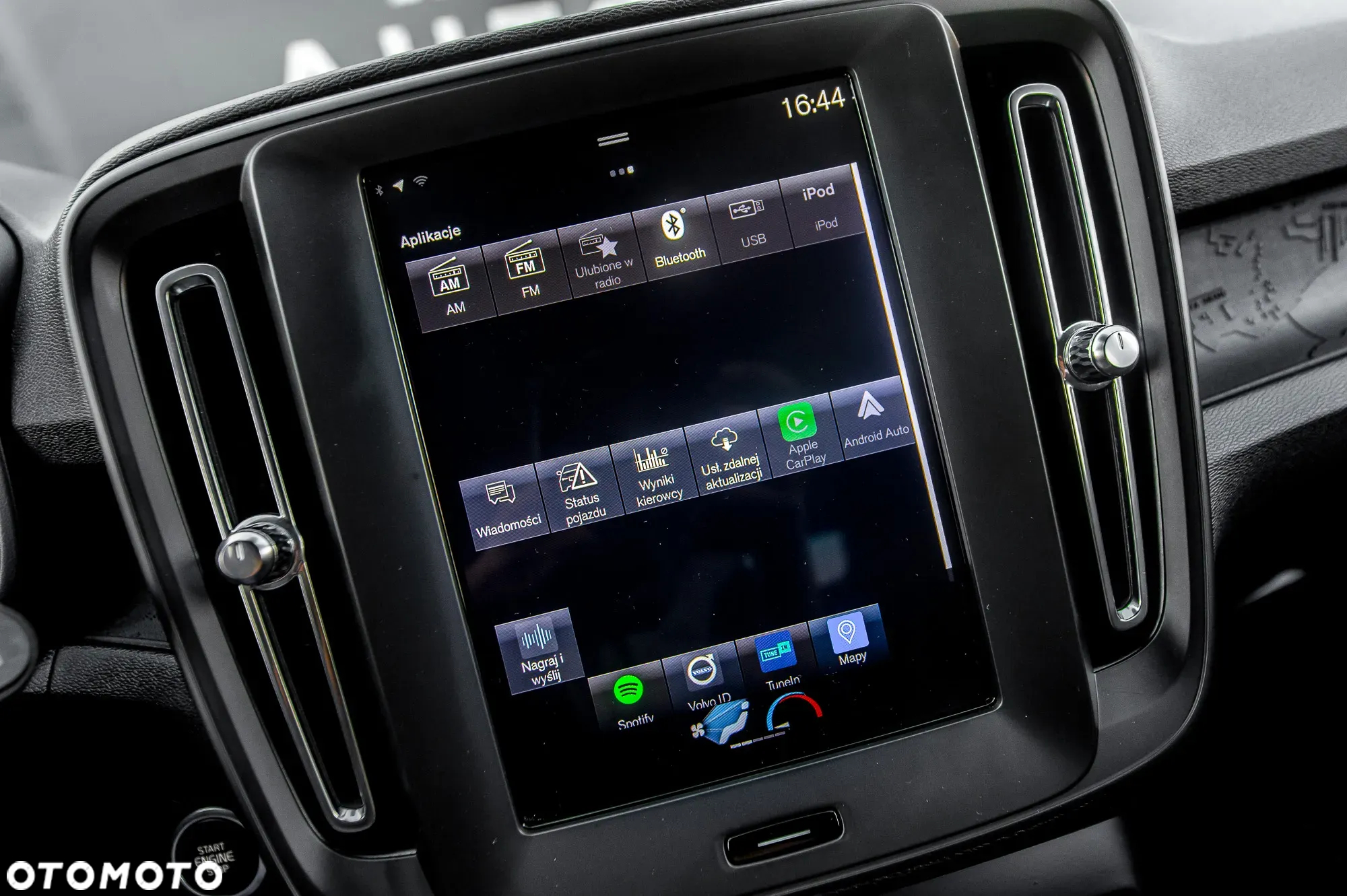 Volvo XC 40 - 26