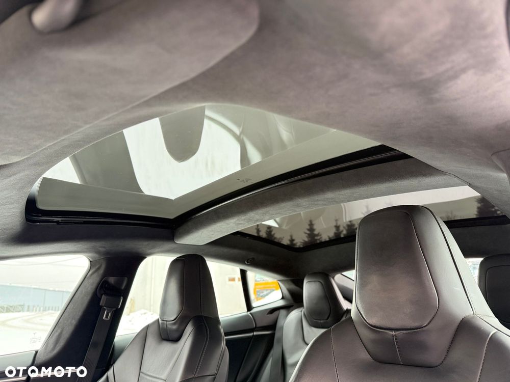 Tesla Model S Long Range Plus - 11