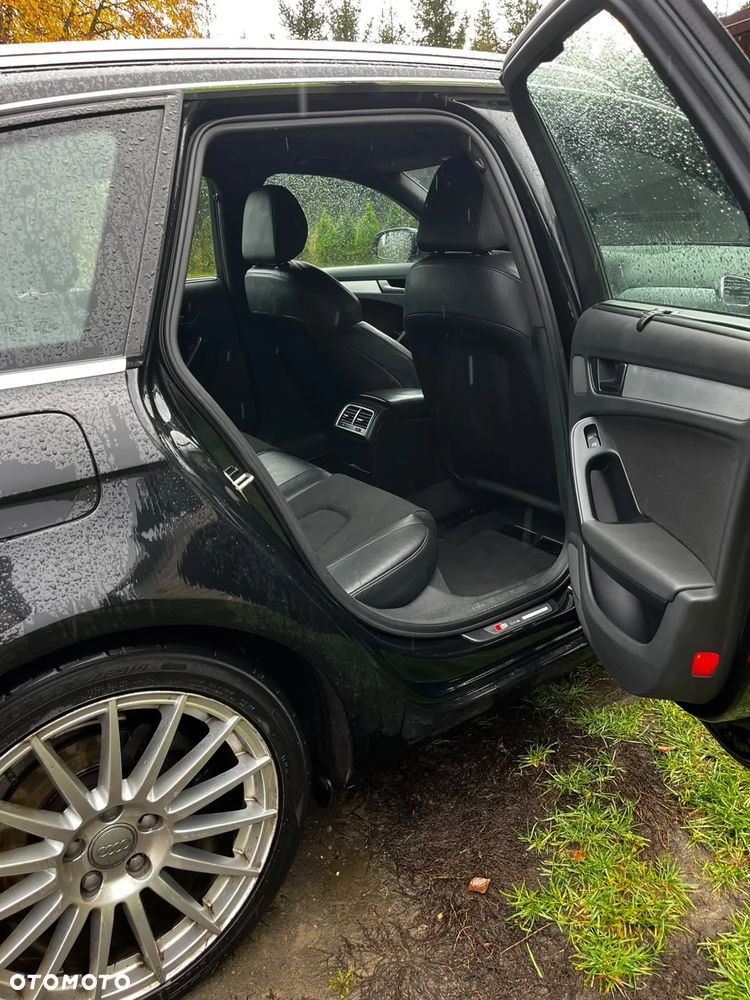 Audi A4 Avant - 10