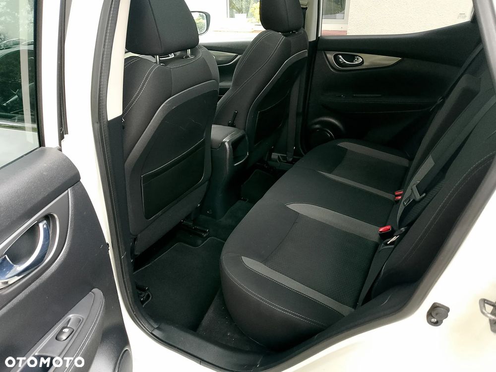 Nissan Qashqai 1.6 DCi Xtronic N-Connecta - 15