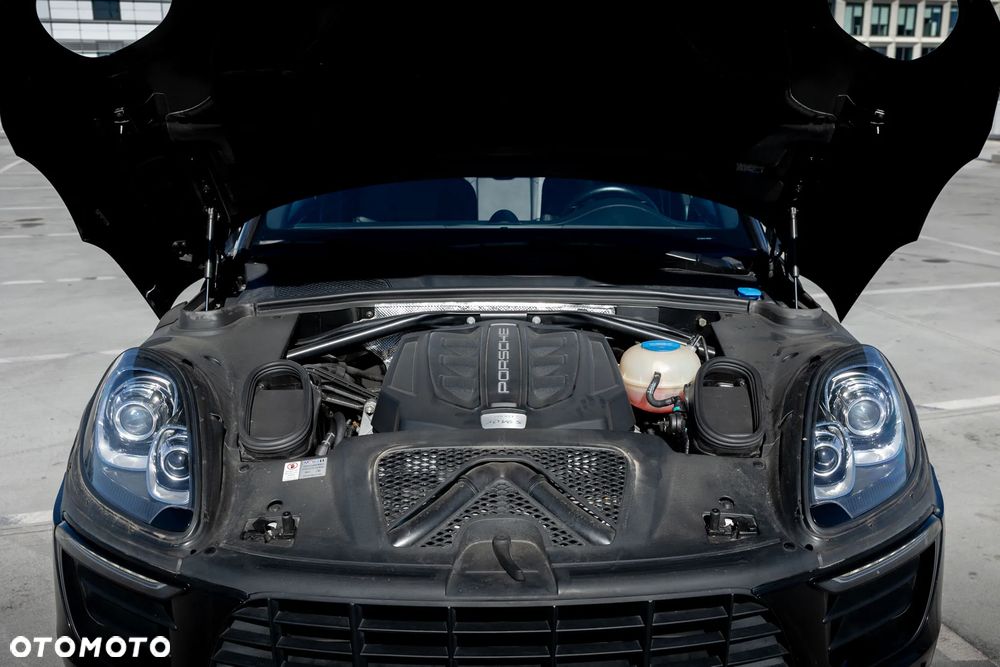 Porsche Macan S - 29