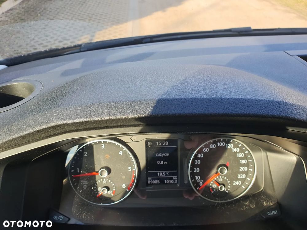 Volkswagen Transporter Kombi L1H1 4Motion - 9