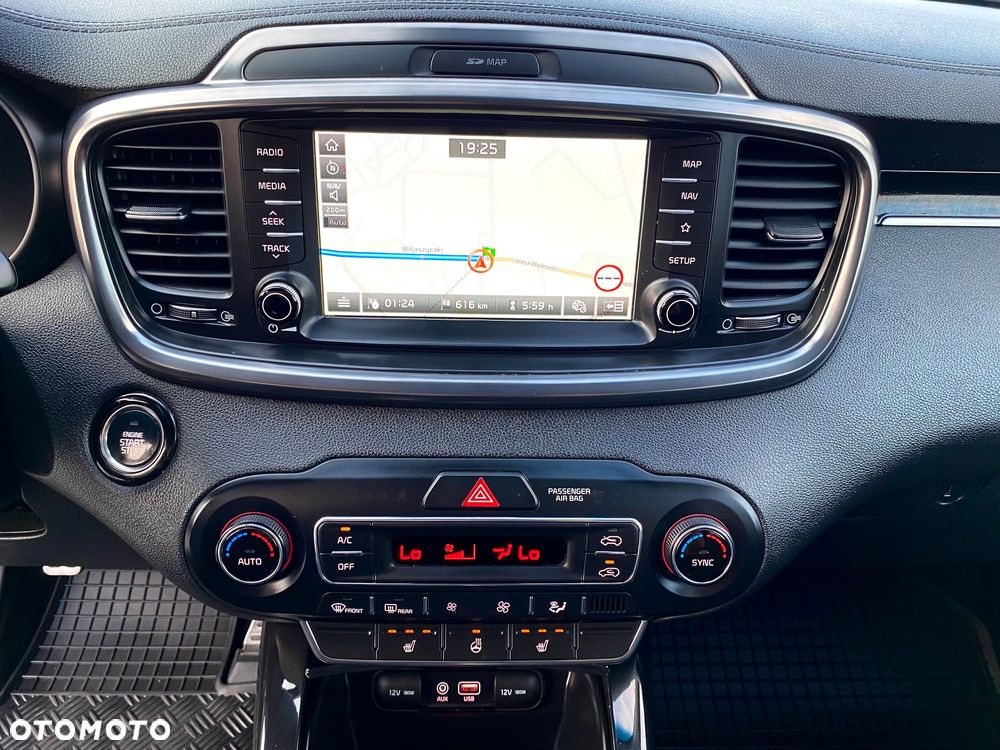 Kia Sorento - 16