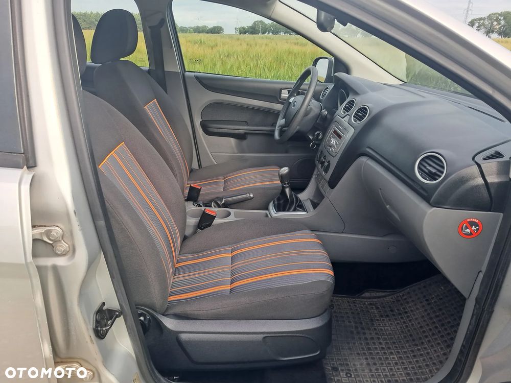 Ford Focus 1.6 Gold X - 12