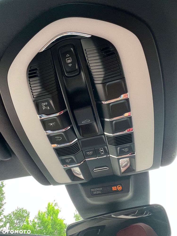 Porsche Macan Standard - 7