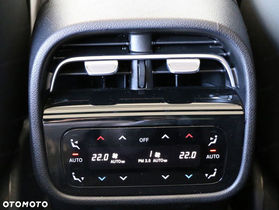 Mercedes-Benz Klasa E - 17