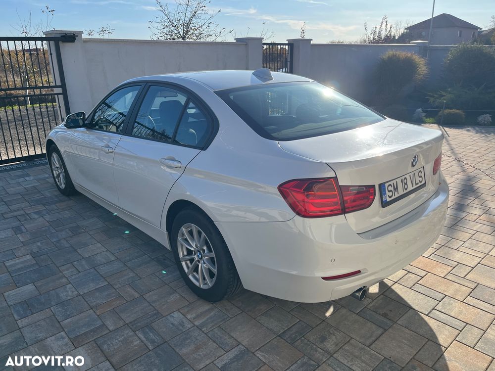 BMW Seria 3 316d - 4