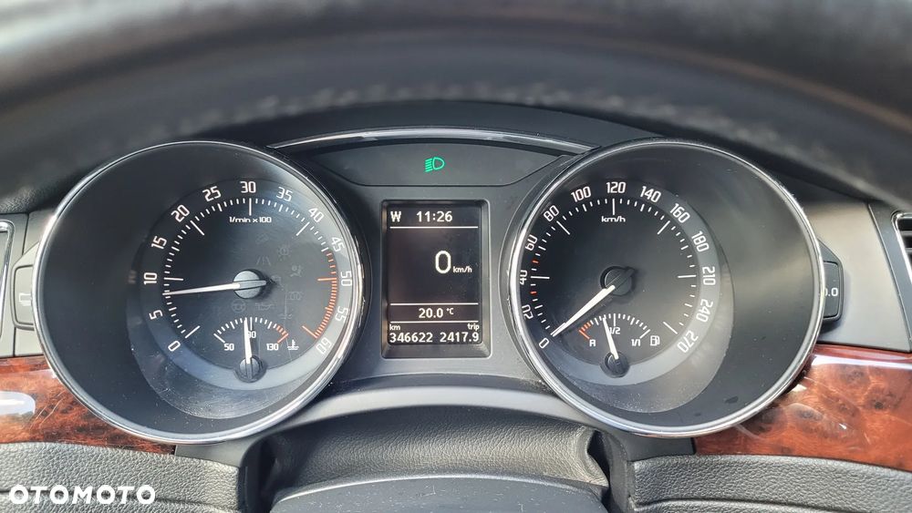 Skoda Superb 2.0 TDI Elegance - 9