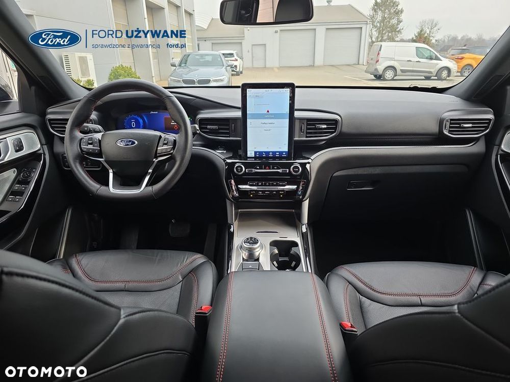 Ford Explorer - 25