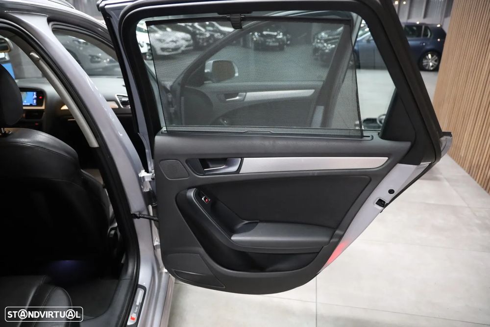 Audi A4 Avant 2.0 TDI Multitronic S-line - 15