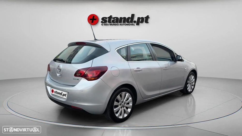 Opel Astra 1.3 CDTI Cosmo - 8