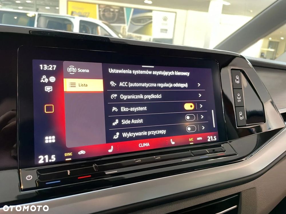 Volkswagen Multivan - 16