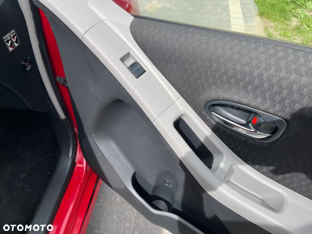 Toyota Yaris 1.8 VVT-i TS - 16