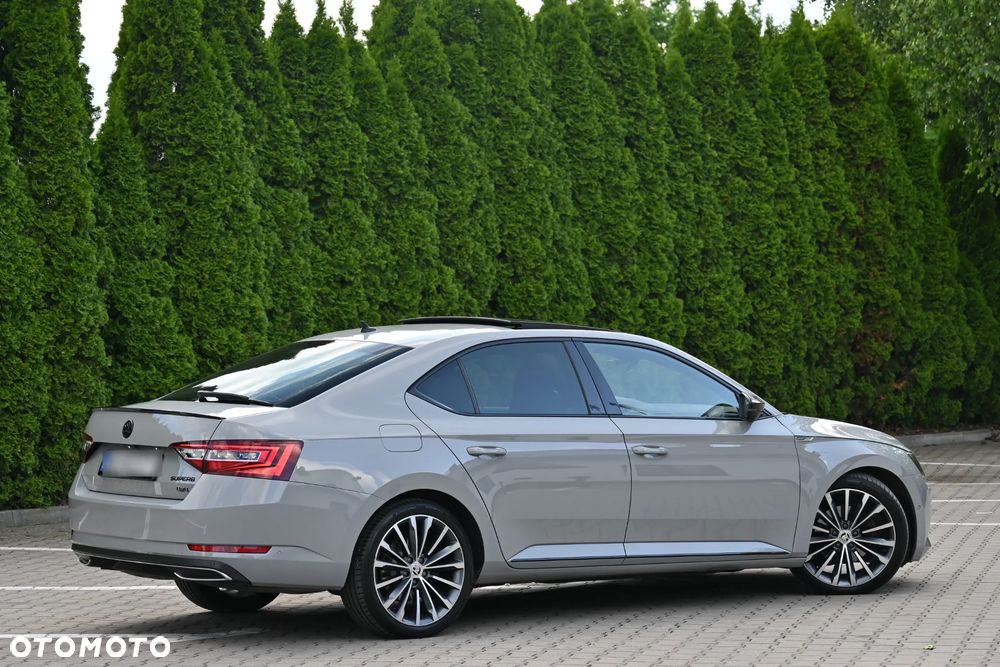 Skoda Superb 2.0 TDI 4x4 DSG Sportline - 18