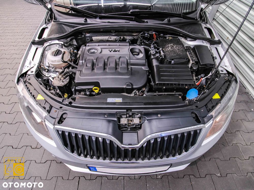 Skoda Octavia 1.6 TDI Ambition - 14