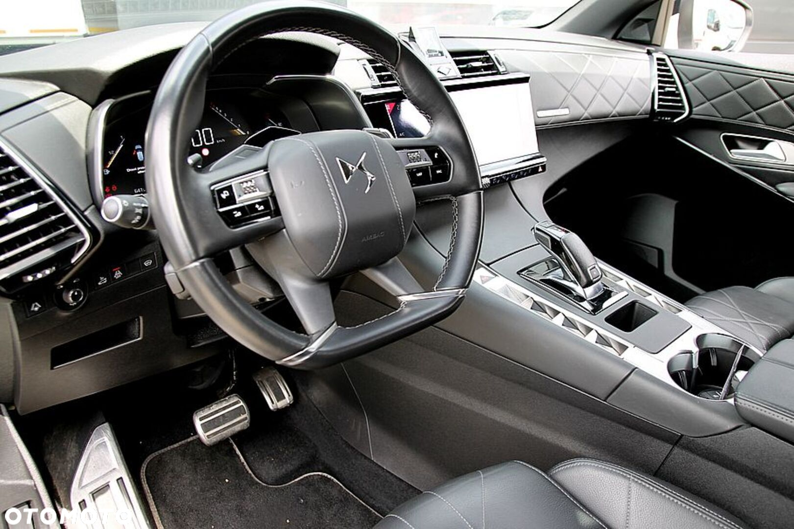 DS Automobiles DS 7 Crossback 1.6 PureTech Rivoli - 4