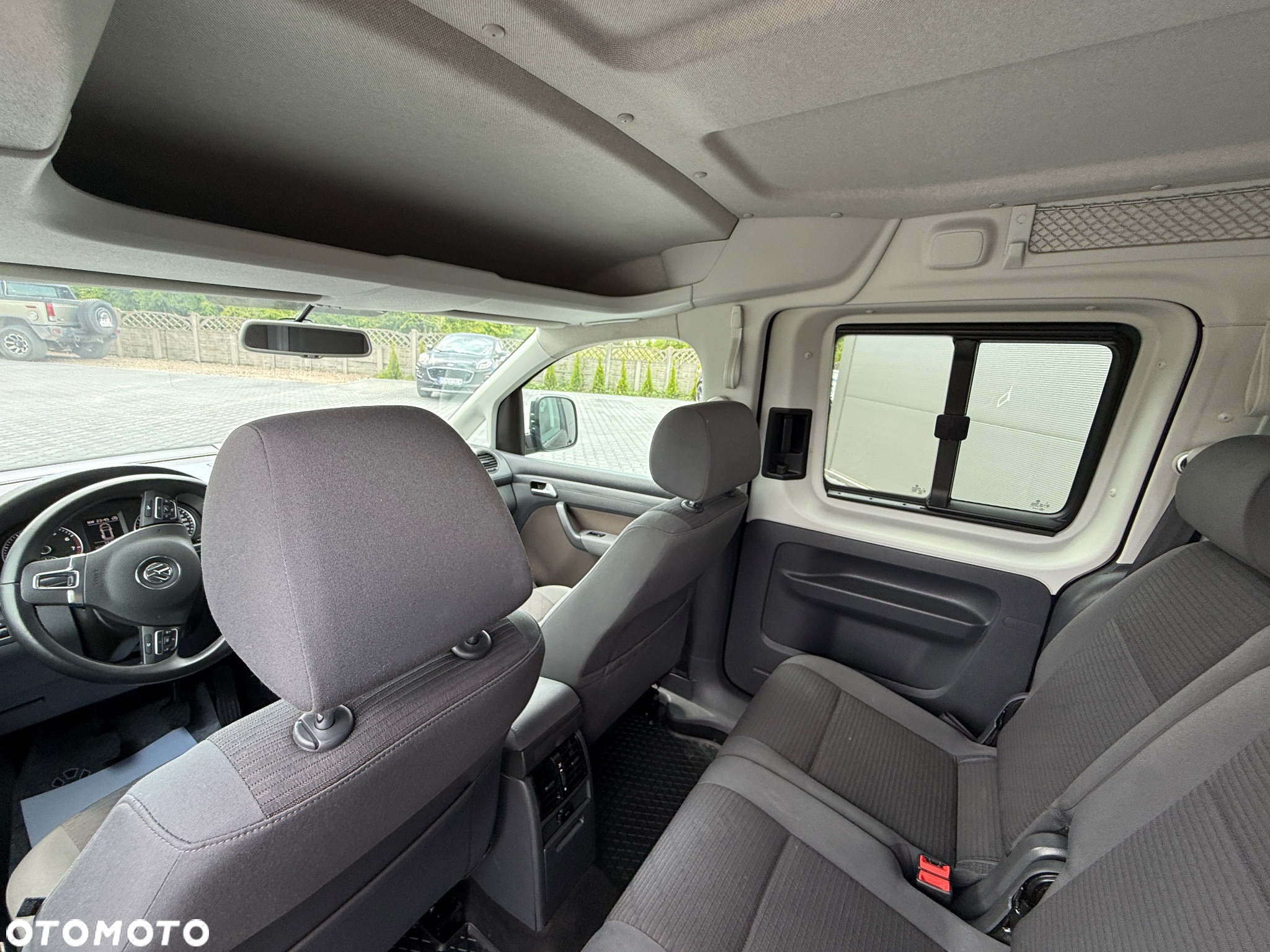 Volkswagen Caddy 1.2 (7-Si.) Edition 30 - 11