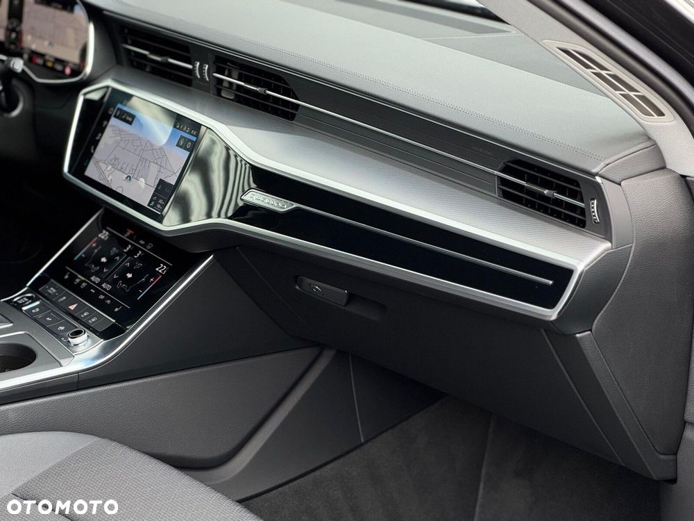 Audi A6 Avant - 16