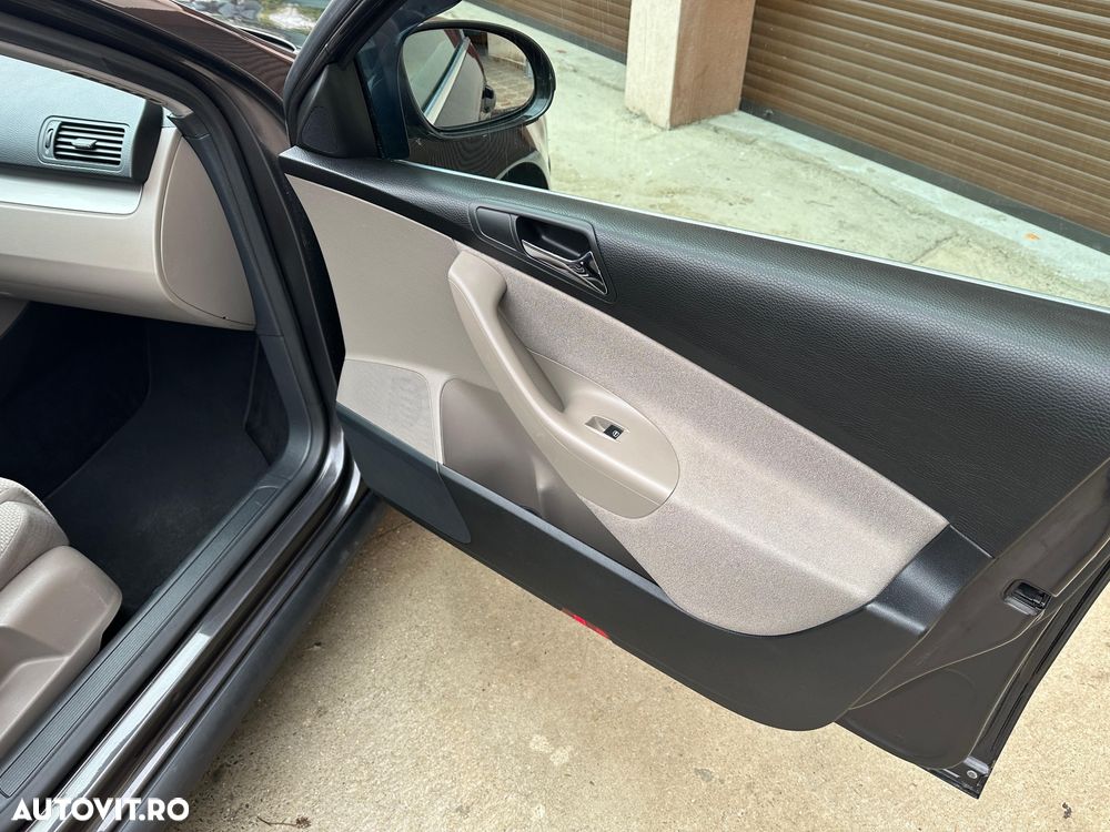 Volkswagen Passat ver-variant-tdi - 9