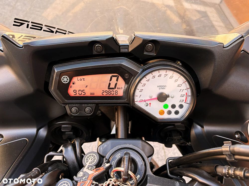Yamaha FZ8 - 8