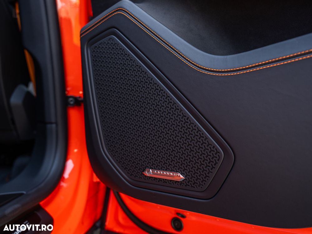 Lamborghini URUS - 33