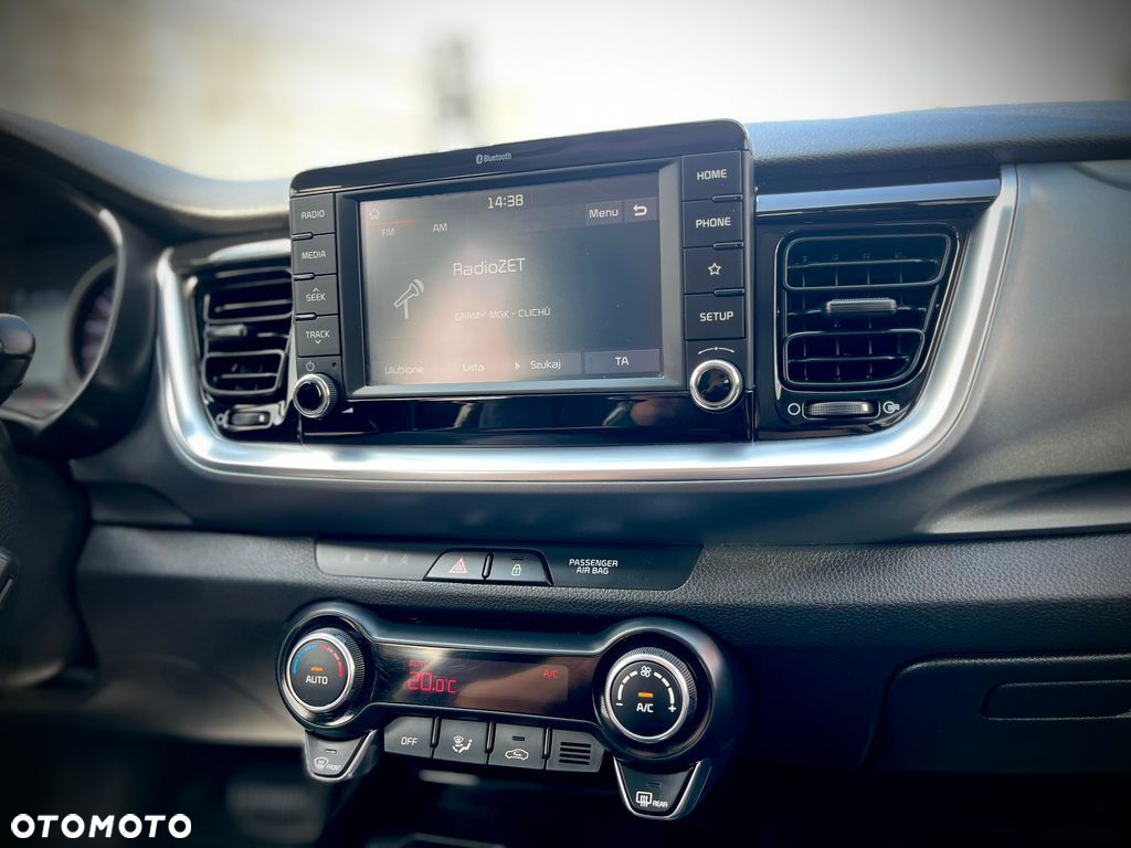 Kia Stonic 1.0 T-GDI L - 18