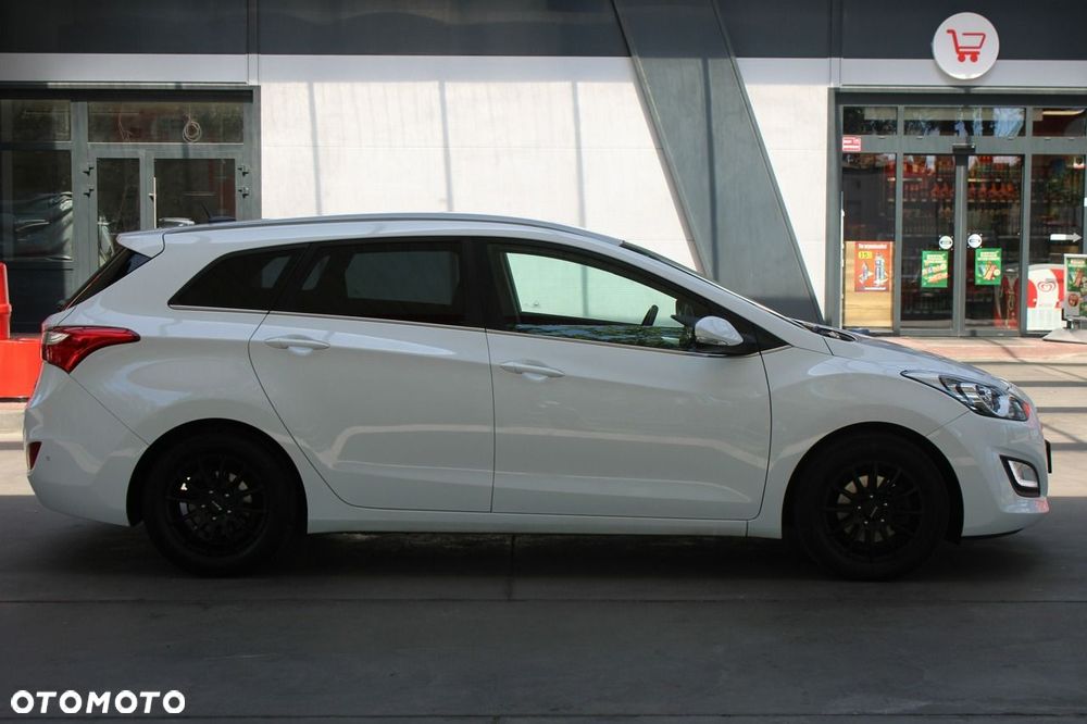 Hyundai i30 1.6 Automatik Style - 39