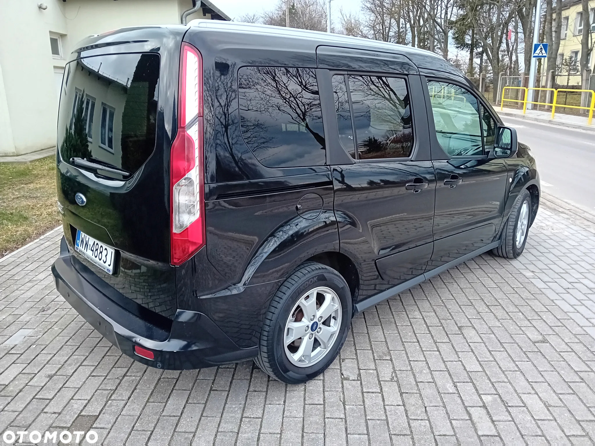 Ford Tourneo Connect 1.5 TDCi Titanium - 10