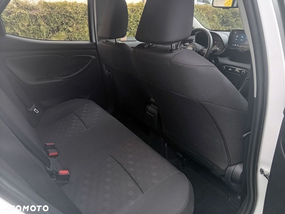 Toyota Yaris - 7