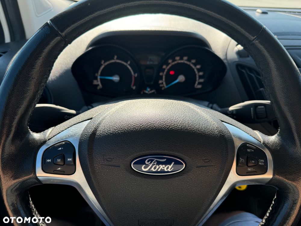 Ford Transit Courier - 7