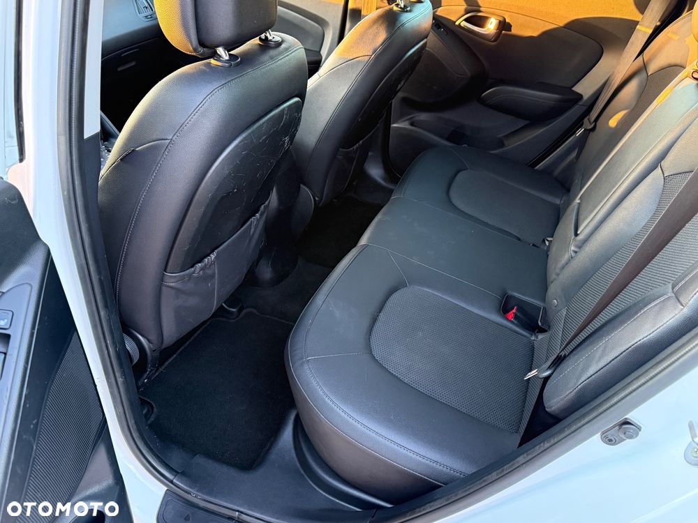 Hyundai ix35 2.0 CRDi 4WD Automatik Premium - 18