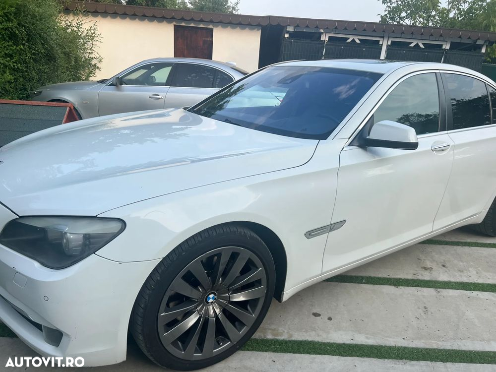 BMW Seria 7 730d Aut. - 12