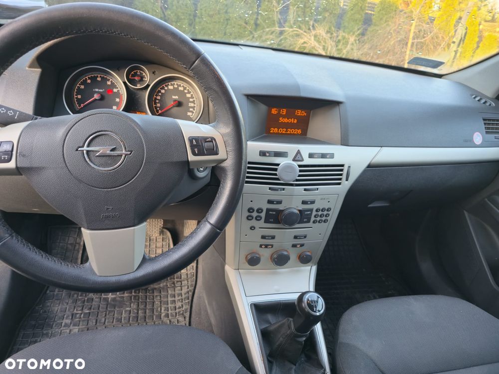Opel Astra - 8