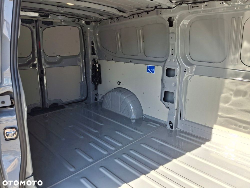 Volkswagen Transporter - 14