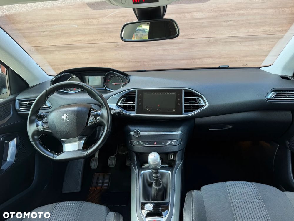Peugeot 308 - 21