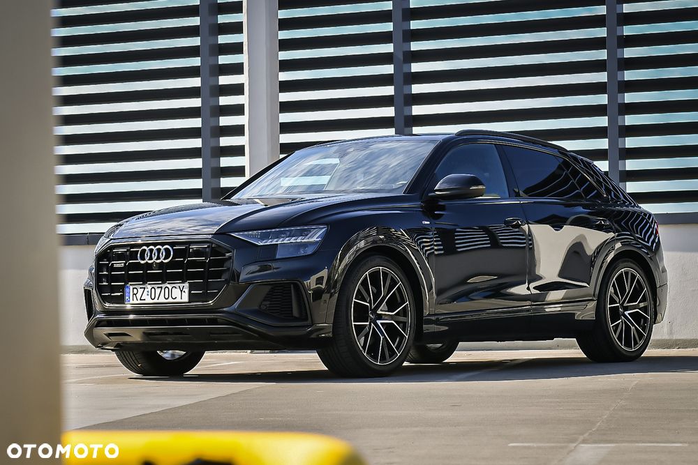 Audi Q8 - 2