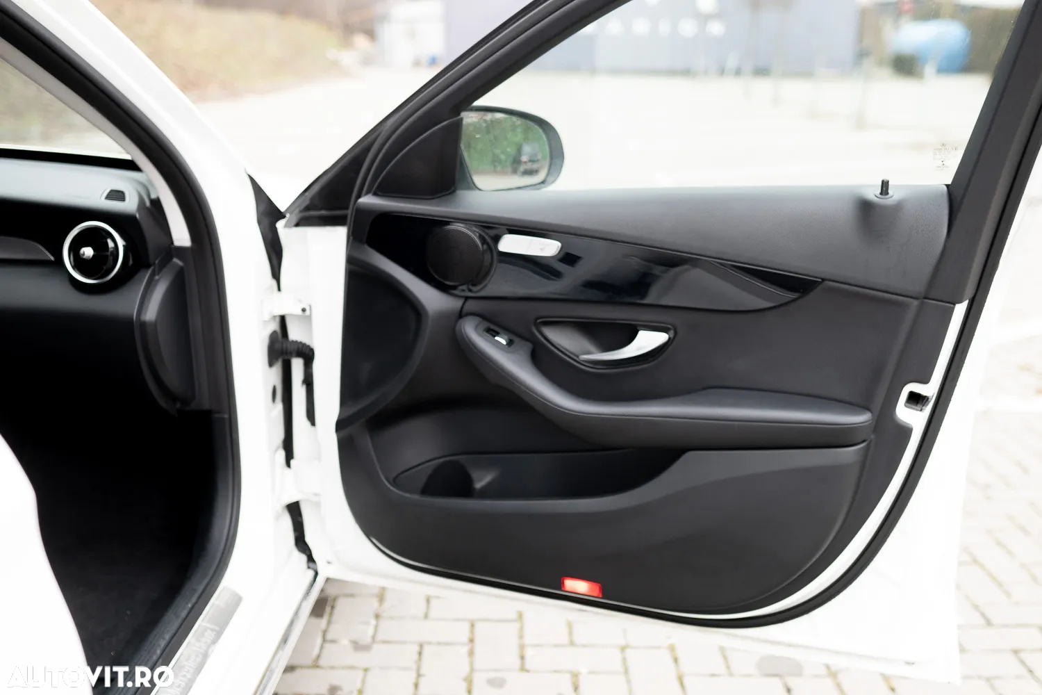 Mercedes-Benz C 220 d T 9G-TRONIC Avantgarde - 18