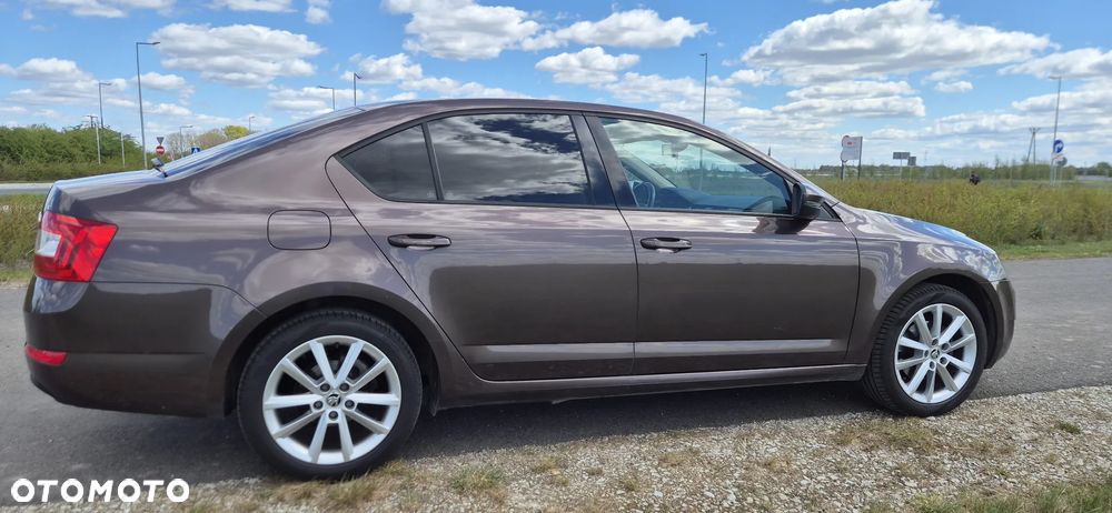 Skoda Octavia 1.4 TSI Ambition - 8