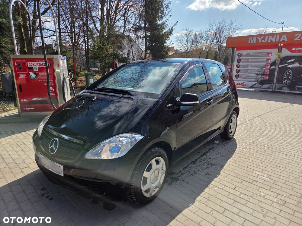 Mercedes-Benz Klasa A 180 BlueEfficiency Edition - 1