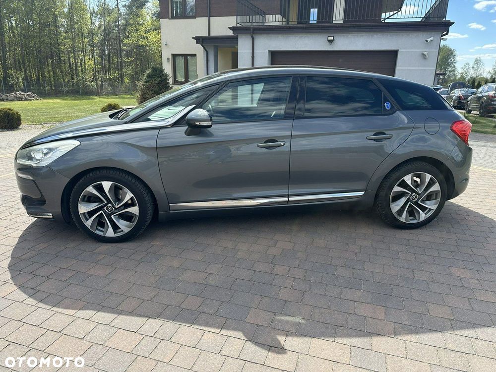 Citroën DS - 6