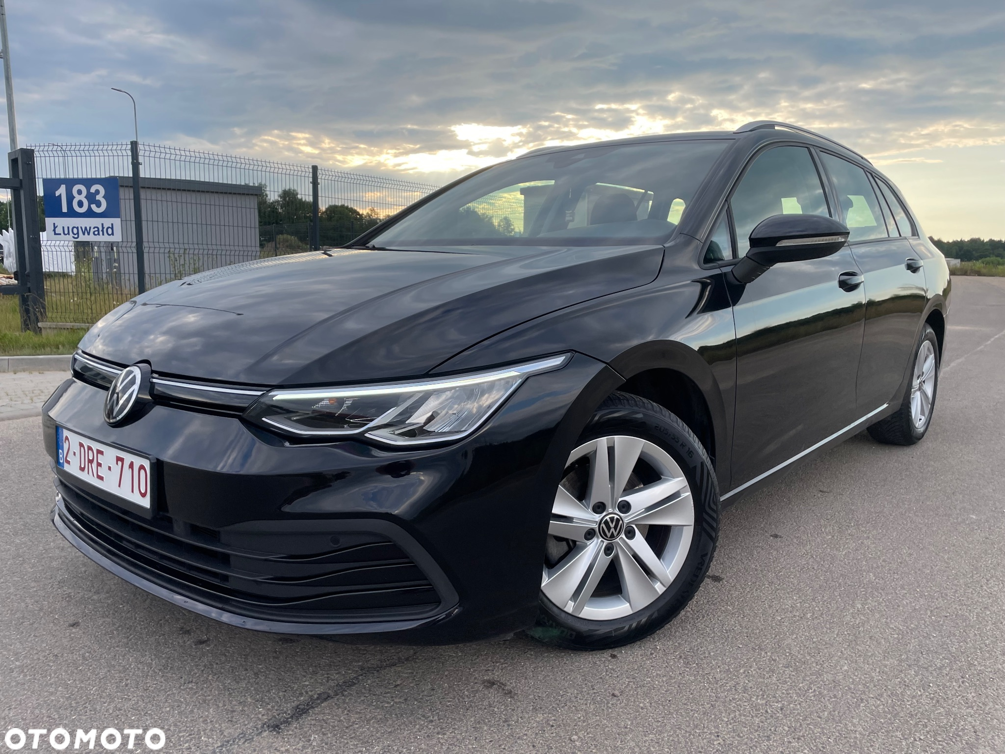 Volkswagen Golf Variant 1.0 TSI OPF Life - 3