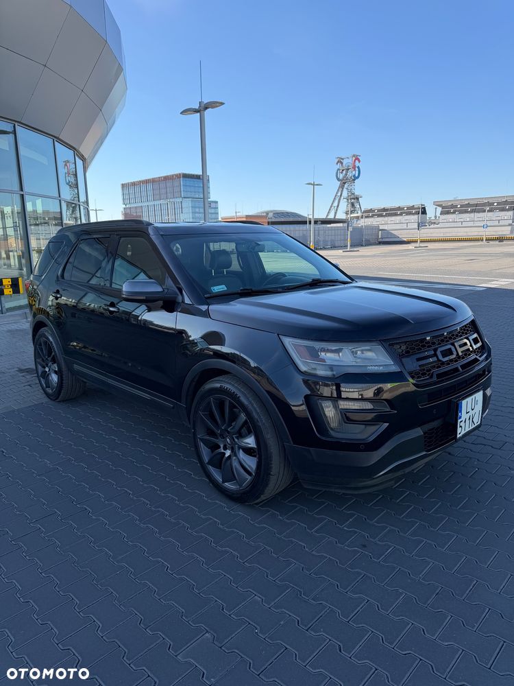 Ford Explorer - 8