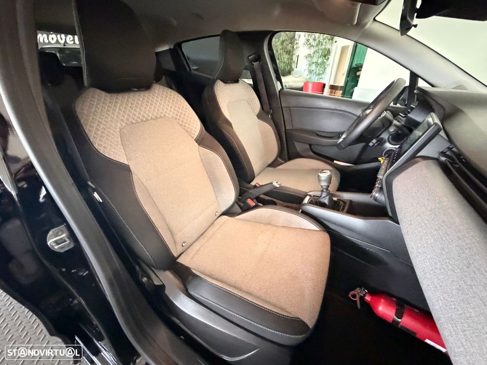 Renault Clio 1.0 TCe Evolution - 21