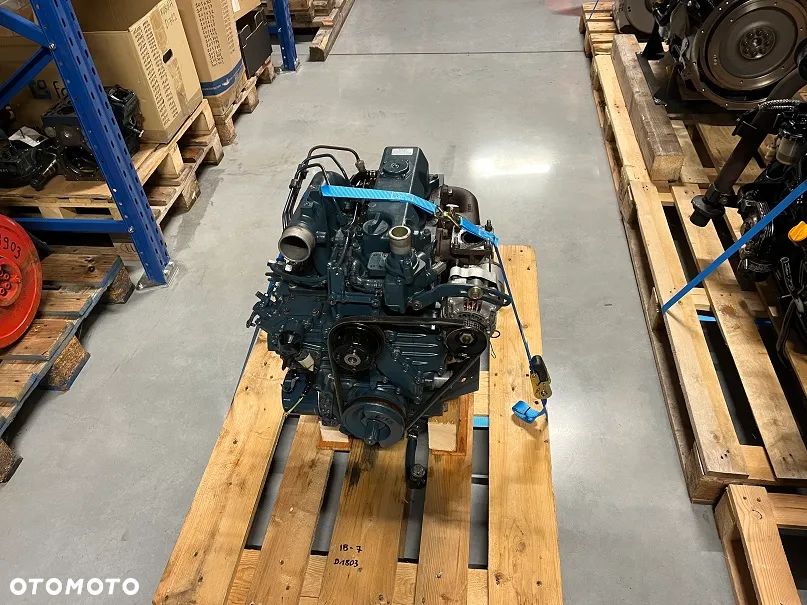 SILNIK Kubota D1803 STAN IDEALNY 15999netto D 1803 - 8