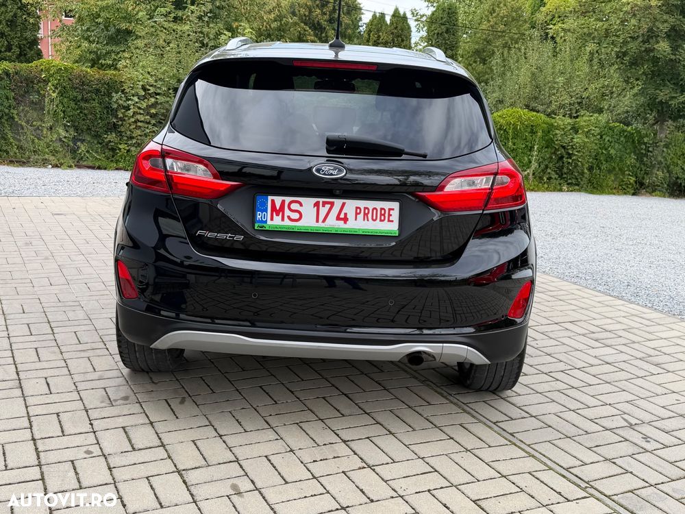 Ford Fiesta - 25